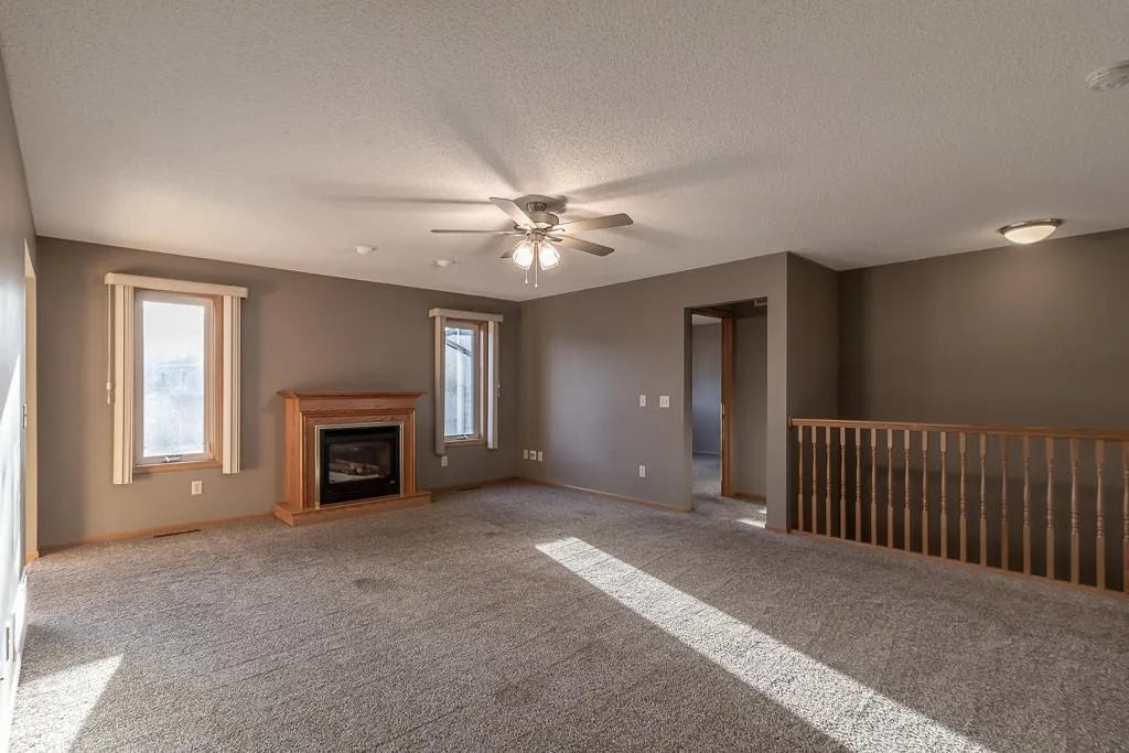 1733 Bassett Drive, Mankato, MN 56001