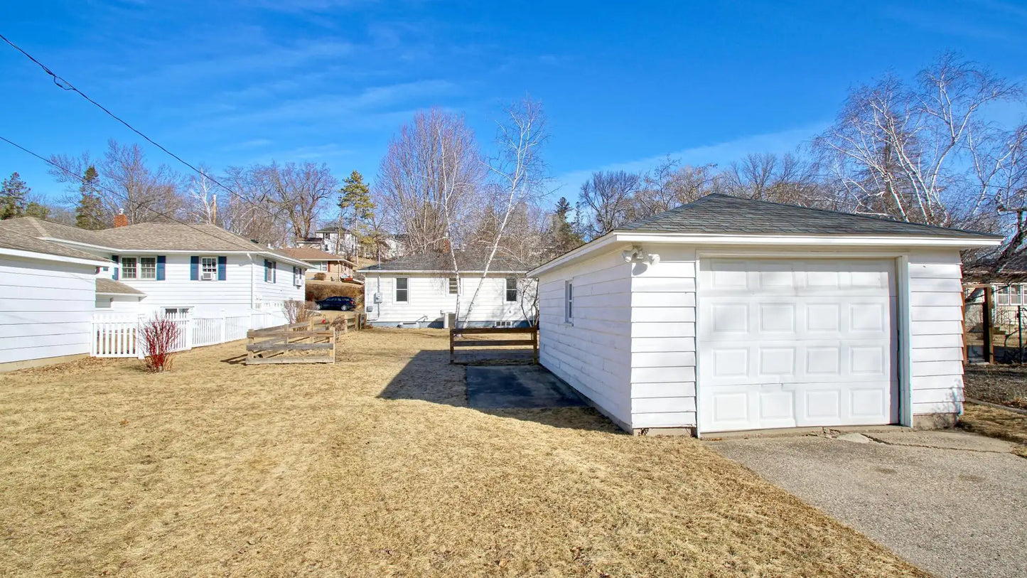 529 Hawthorn Street, Red Wing, MN 55066