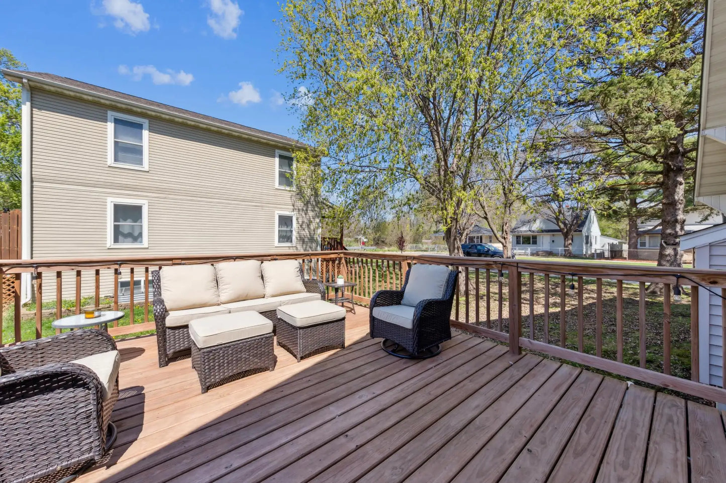 1061 Oxford Street, Saint Paul, MN 55103