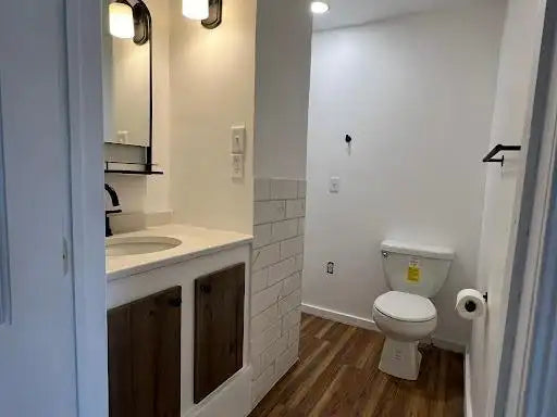 1541 Charles Avenue, Saint Paul, MN 55104
