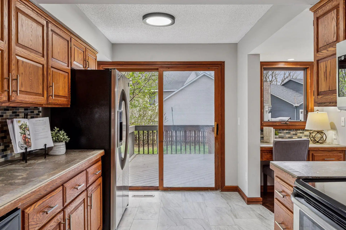 8072 Jocelyn Avenue, Cottage Grove, MN 55016