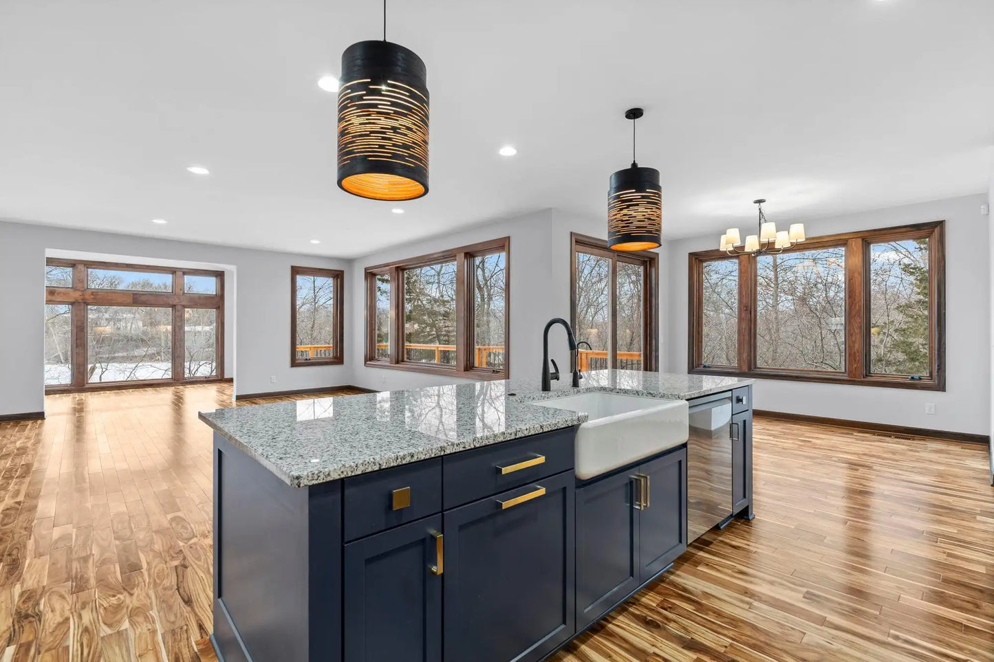 5534 Conifer Trail, Minnetonka, MN 55345