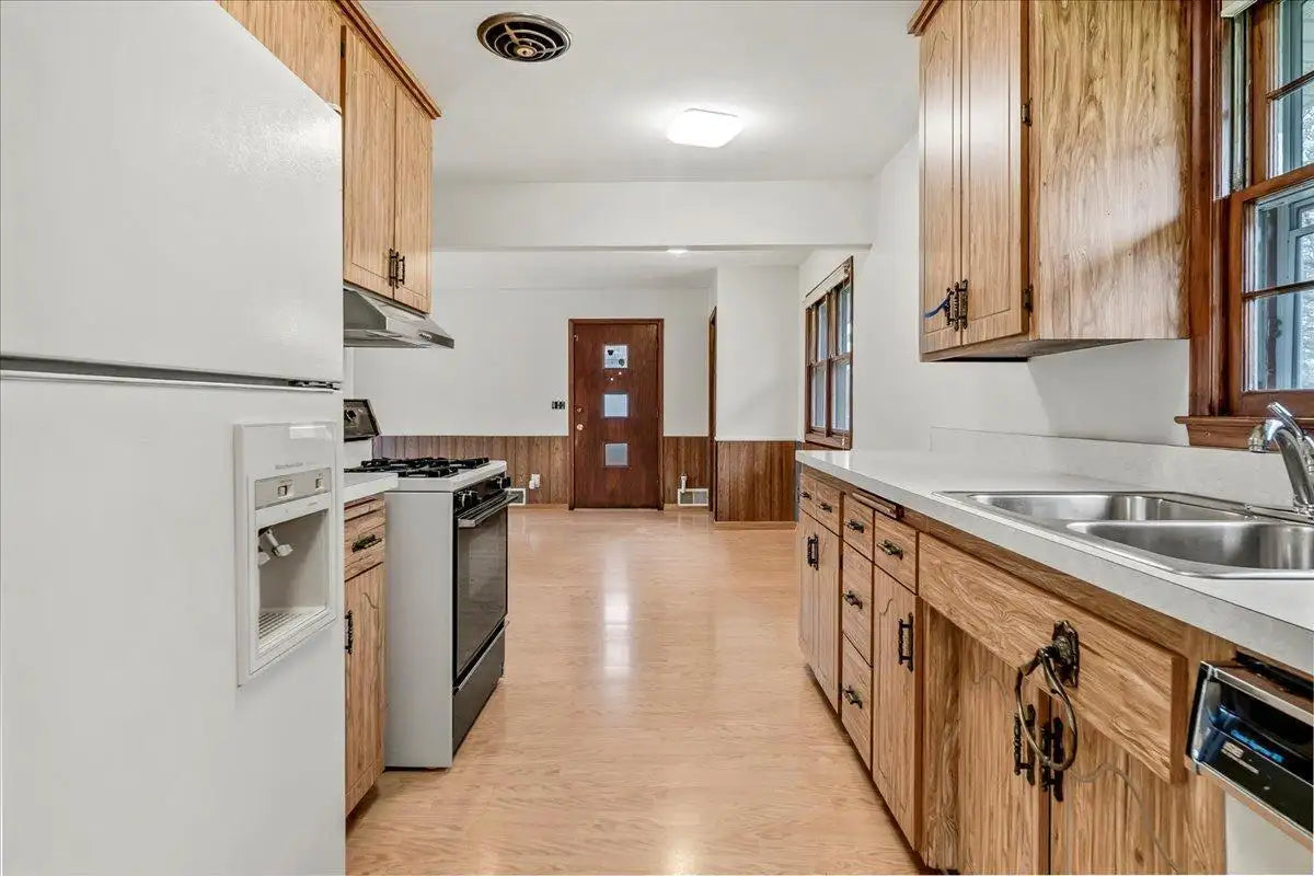 8800 Chicago Avenue, Bloomington, MN 55420