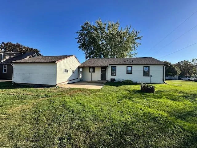 207 1st Street, Eitzen, MN 55931