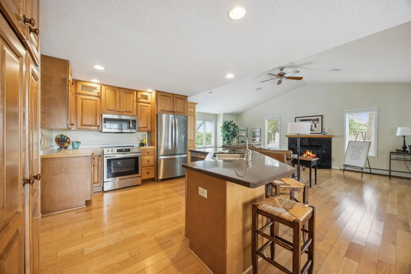 5427 Twin Lake Boulevard, Brooklyn Center, MN 55429