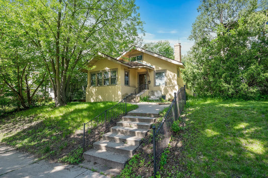 3824 Park Avenue, Minneapolis, MN 55407