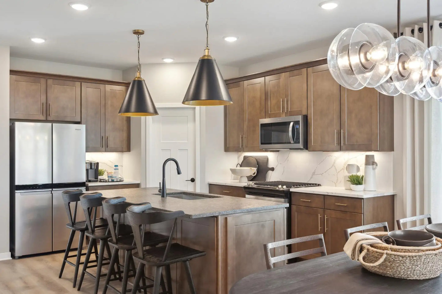 12625 Garden Meadow Lane, Rogers, MN 55374