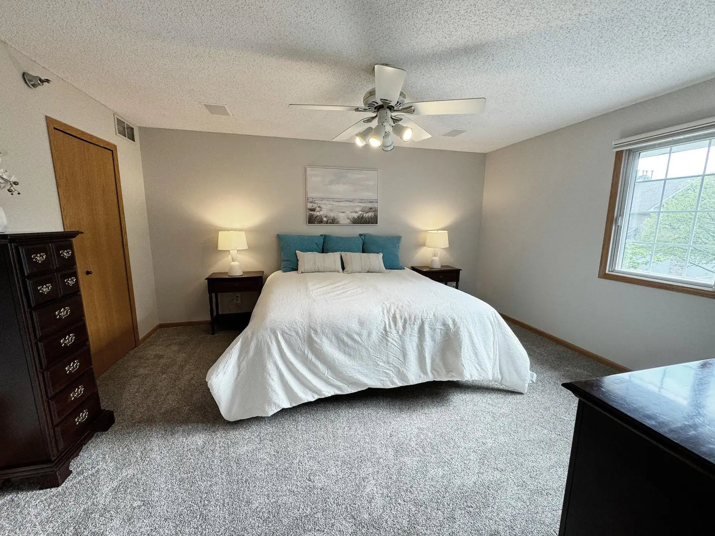 17908 Cobblestone Way, Eden Prairie, MN 55347