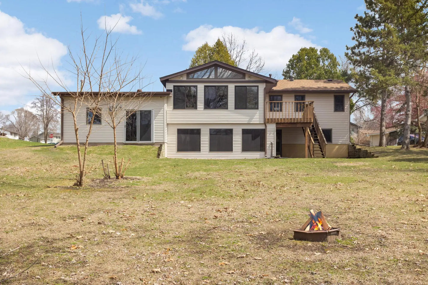 8100 Ivywood Avenue, Cottage Grove, MN 55016