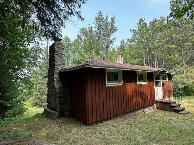 2685 Elliots Lake Road, Eveleth, MN 55734