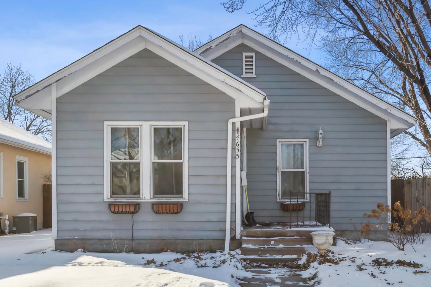 4655 Emerson Avenue, Minneapolis, MN 55412