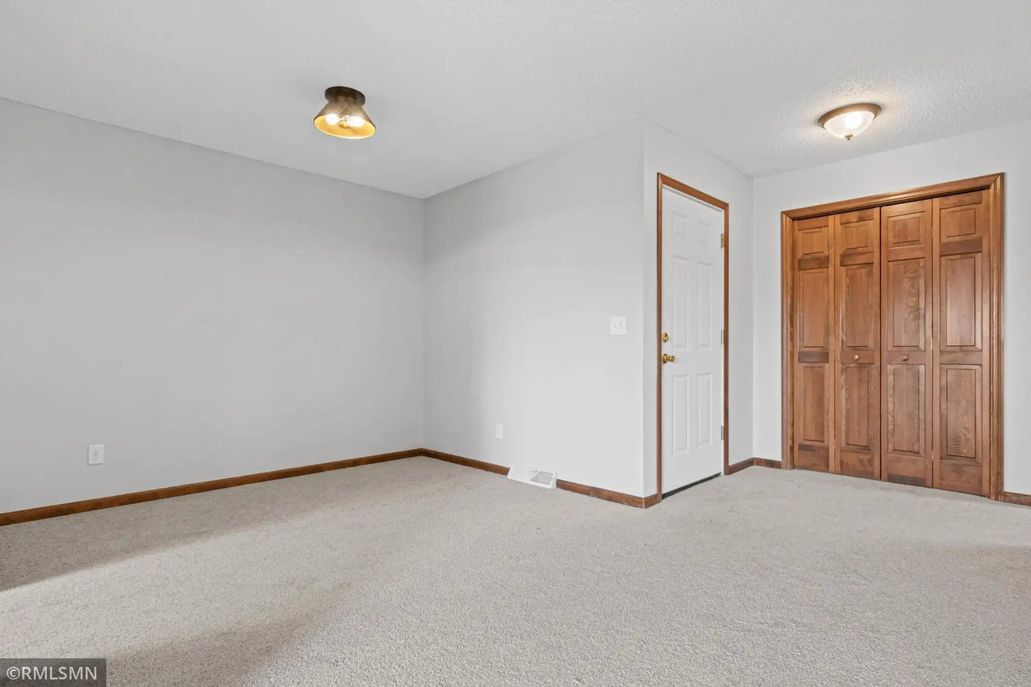 4273 Oakmede Lane, White Bear Twp, MN 55110