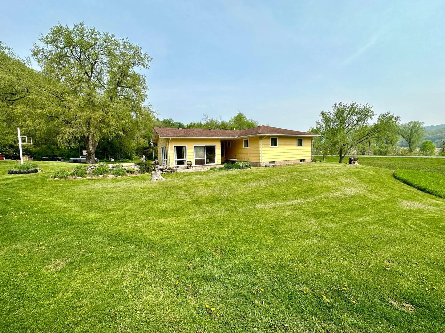 16191 County Road 25 , Rollingstone, MN 55969