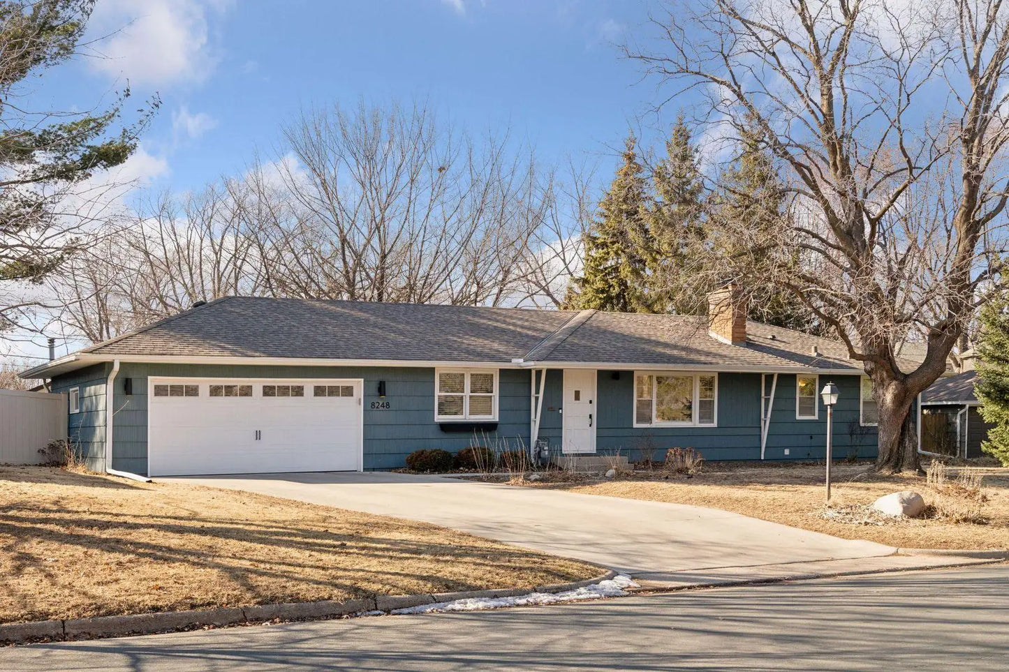 8248 Xerxes Avenue, Bloomington, MN 55431