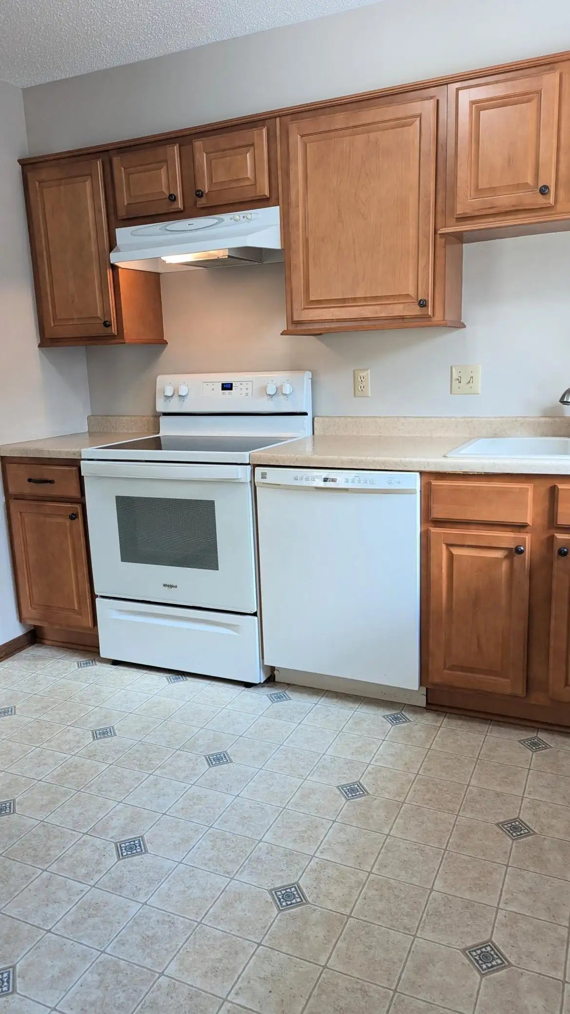 350 Ford Road, Saint Louis Park, MN 55426