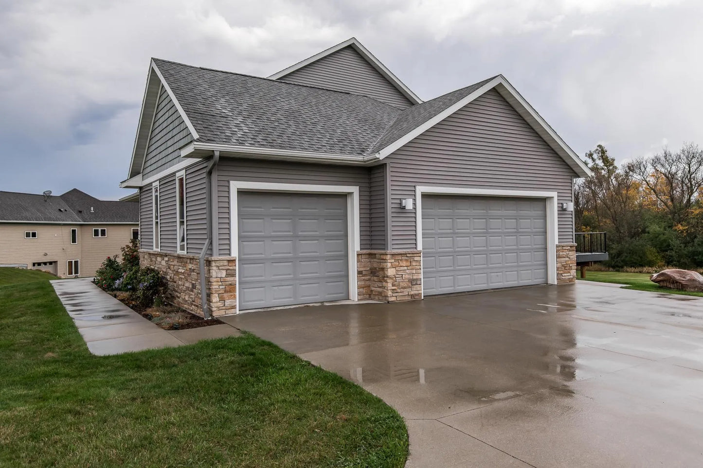 3931 Creek View Lane, Rochester, MN 55902