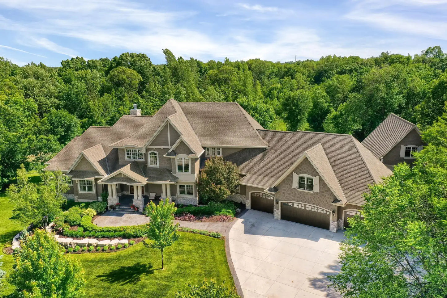 22065 Oakdale Drive, Corcoran, MN 55374