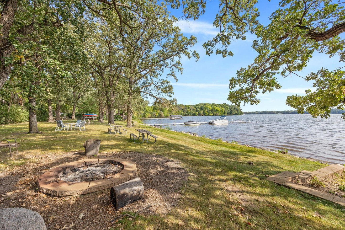 8711 Bay Drive, Chanhassen, MN 55317