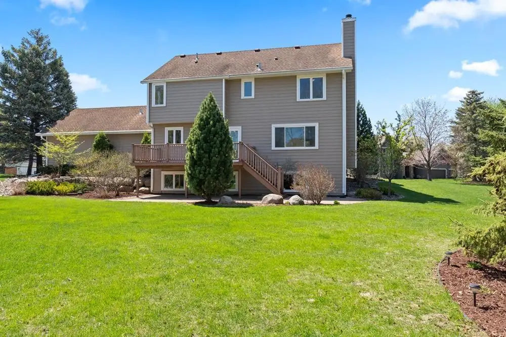 3662 Wescott Hills Drive, Eagan, MN 55123