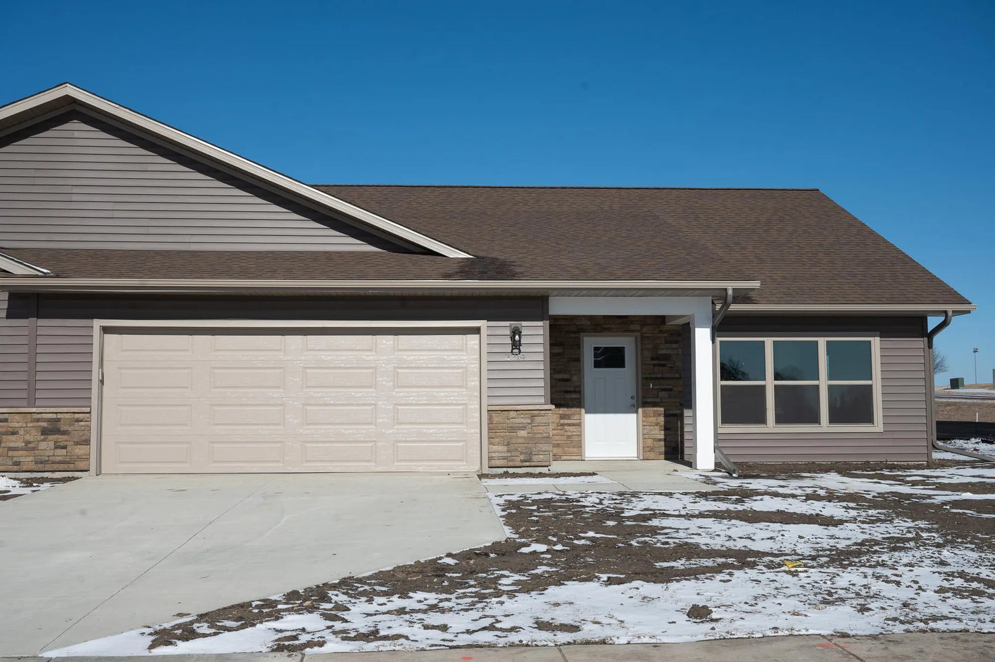 2214 Red Bird Lane, Fairmont, MN 56031