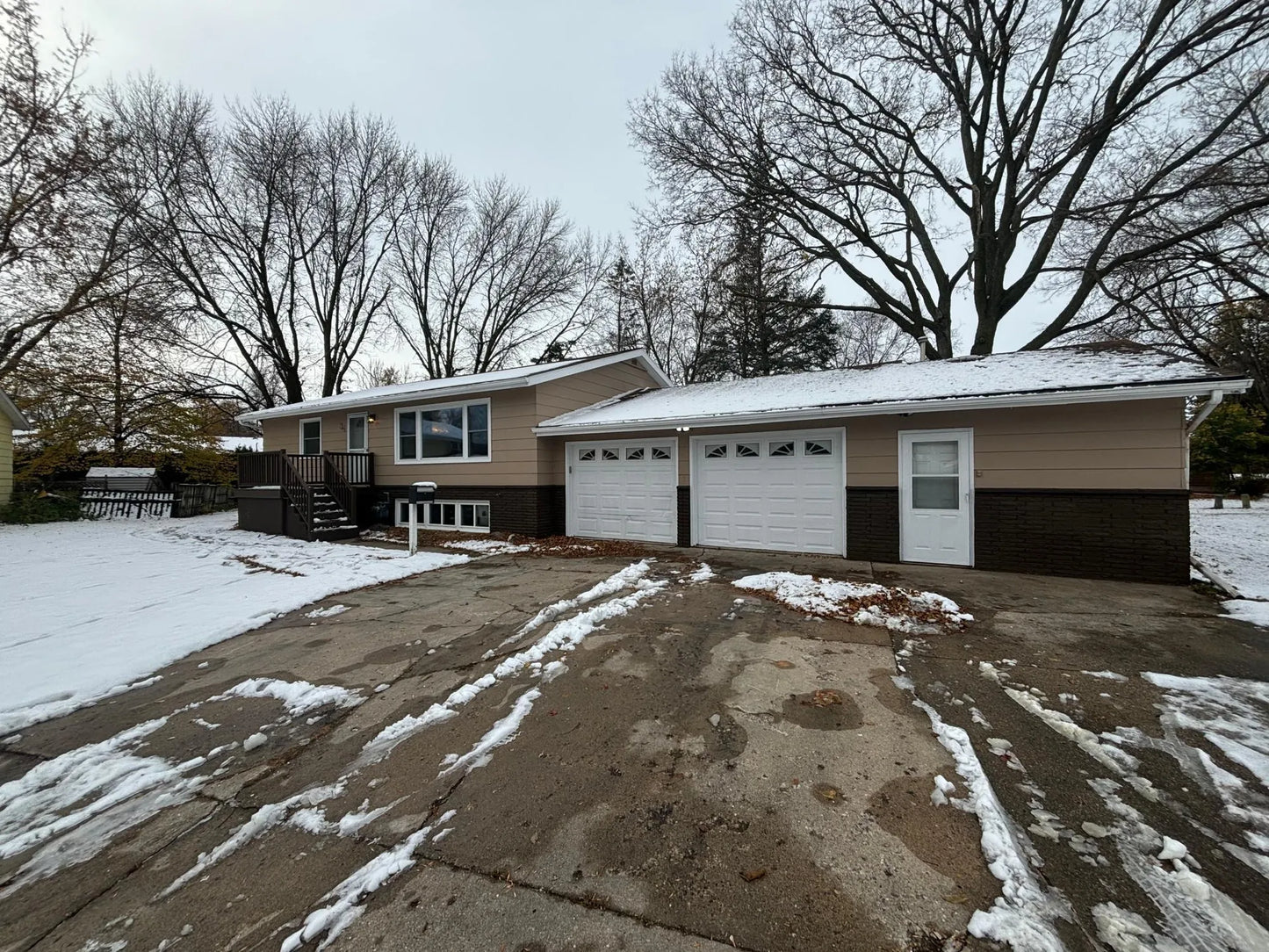 34 10th Avenue, Hutchinson, MN 55350