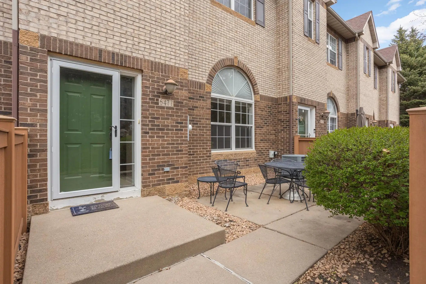 6477 Regency Lane, Eden Prairie, MN 55344