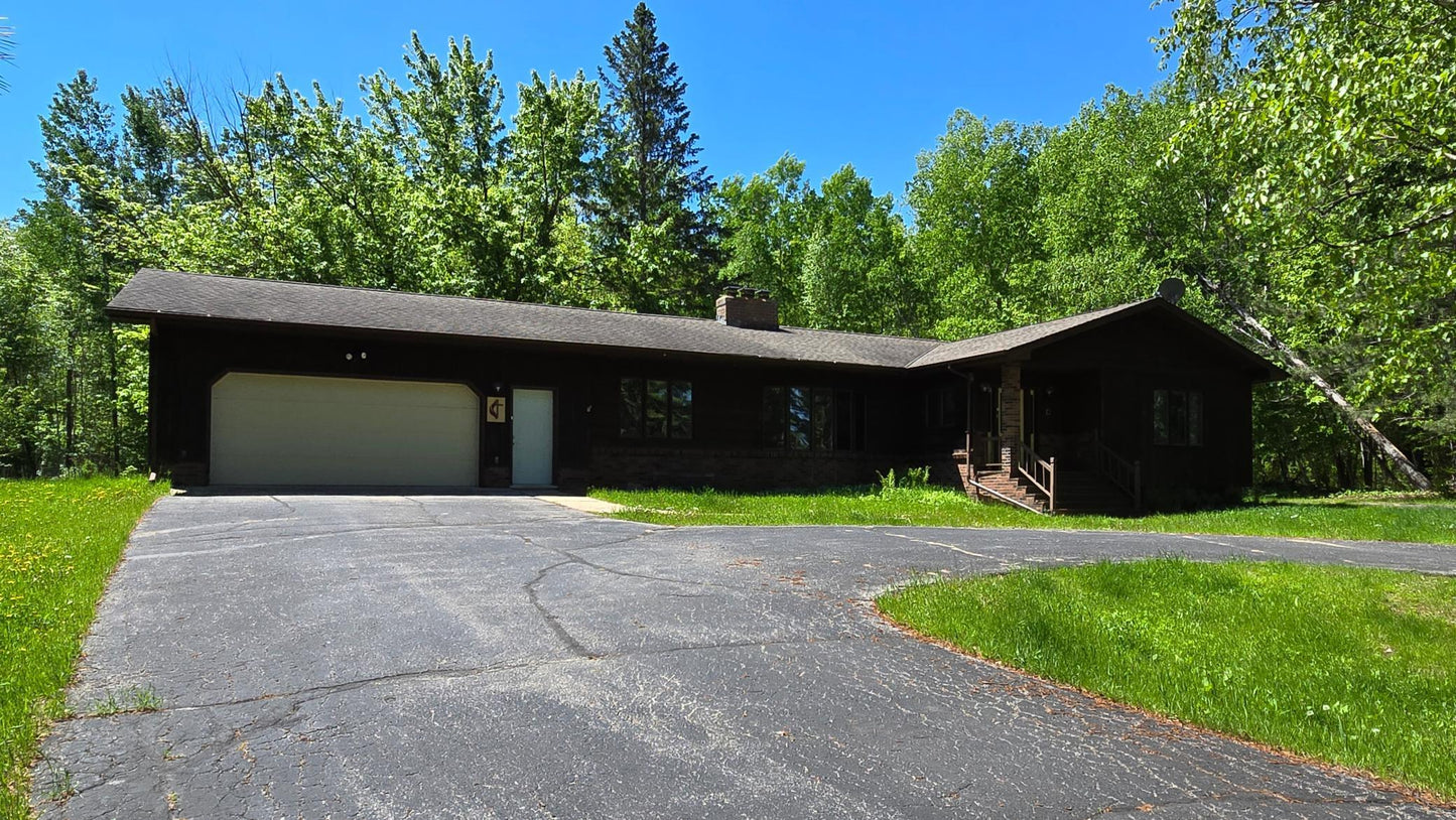 10576 King Road, Orr, MN 55771