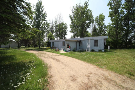 26484 County Road 2 , Staples, MN 56479