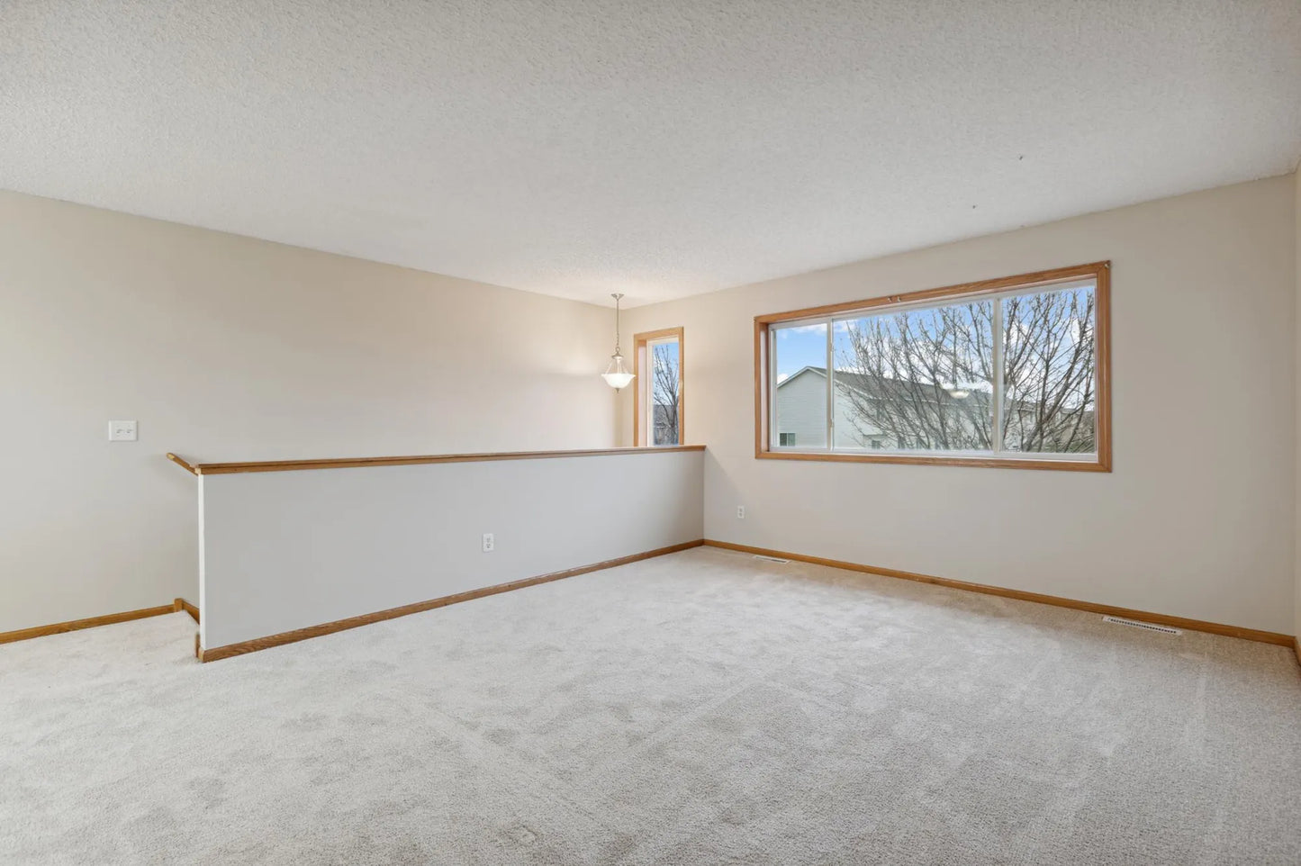 4372 Blakewood Drive, Shakopee, MN 55379