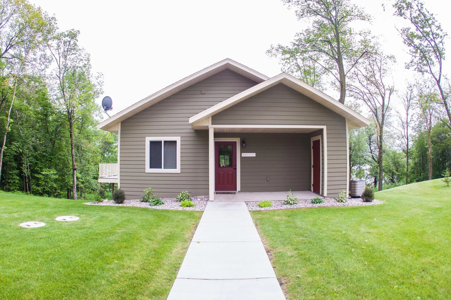 30424 410th Street , Dent, MN 56528