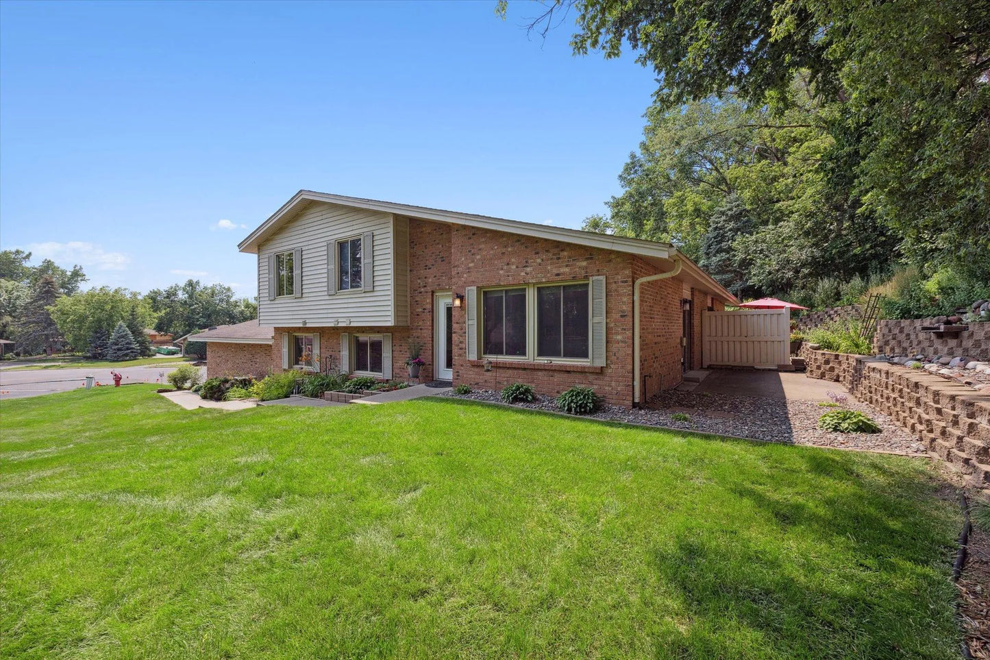 4505 Redwood Circle, Minnetonka, MN 55345