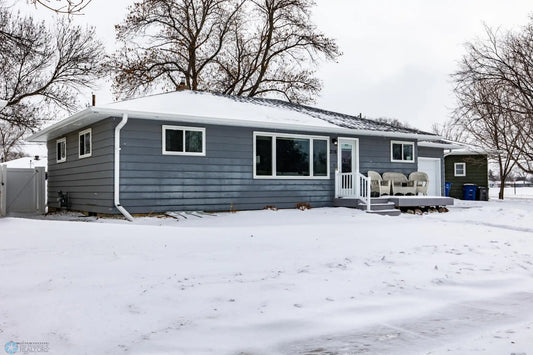 2116 4th Street, Moorhead, MN 56560