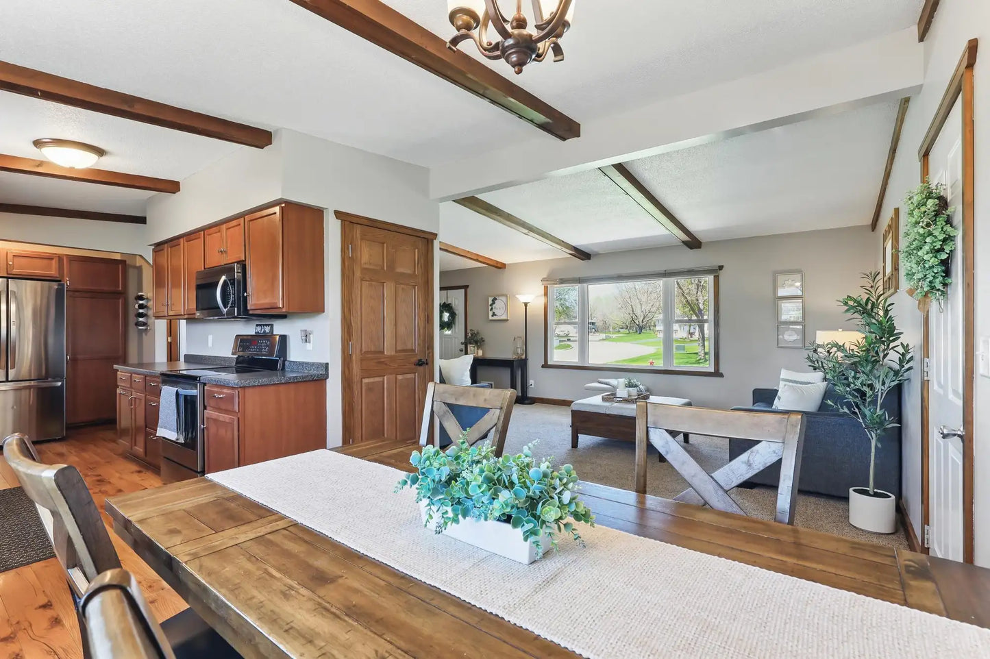 145 37th Street, Hastings, MN 55033