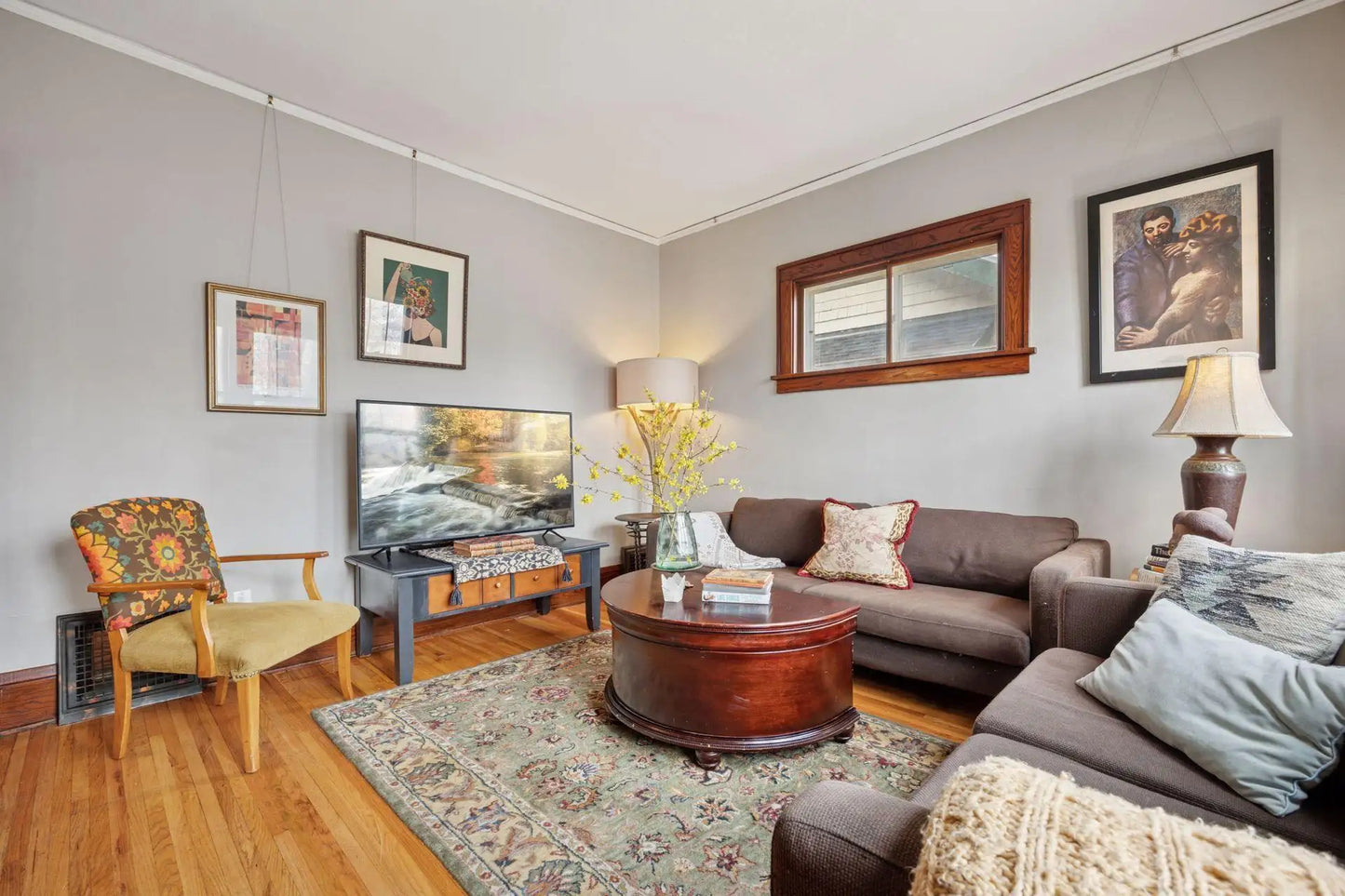 807 Hamline Avenue, Saint Paul, MN 55104