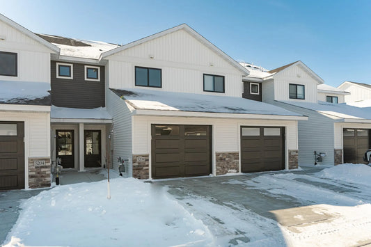 5208 Harvest Square Place, Rochester, MN 55901