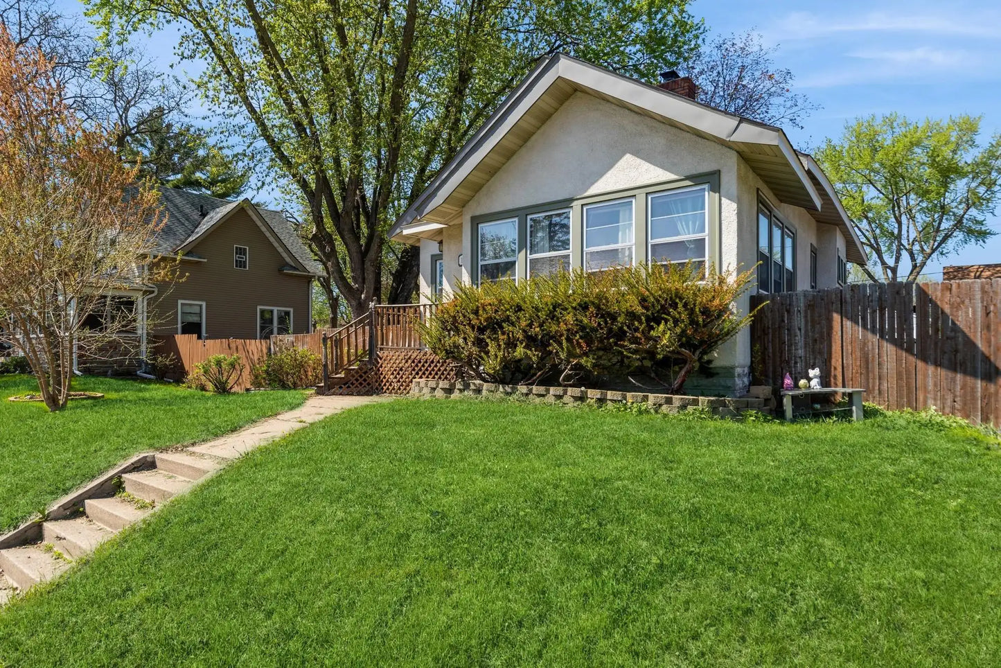 1821 Case Avenue, Saint Paul, MN 55119
