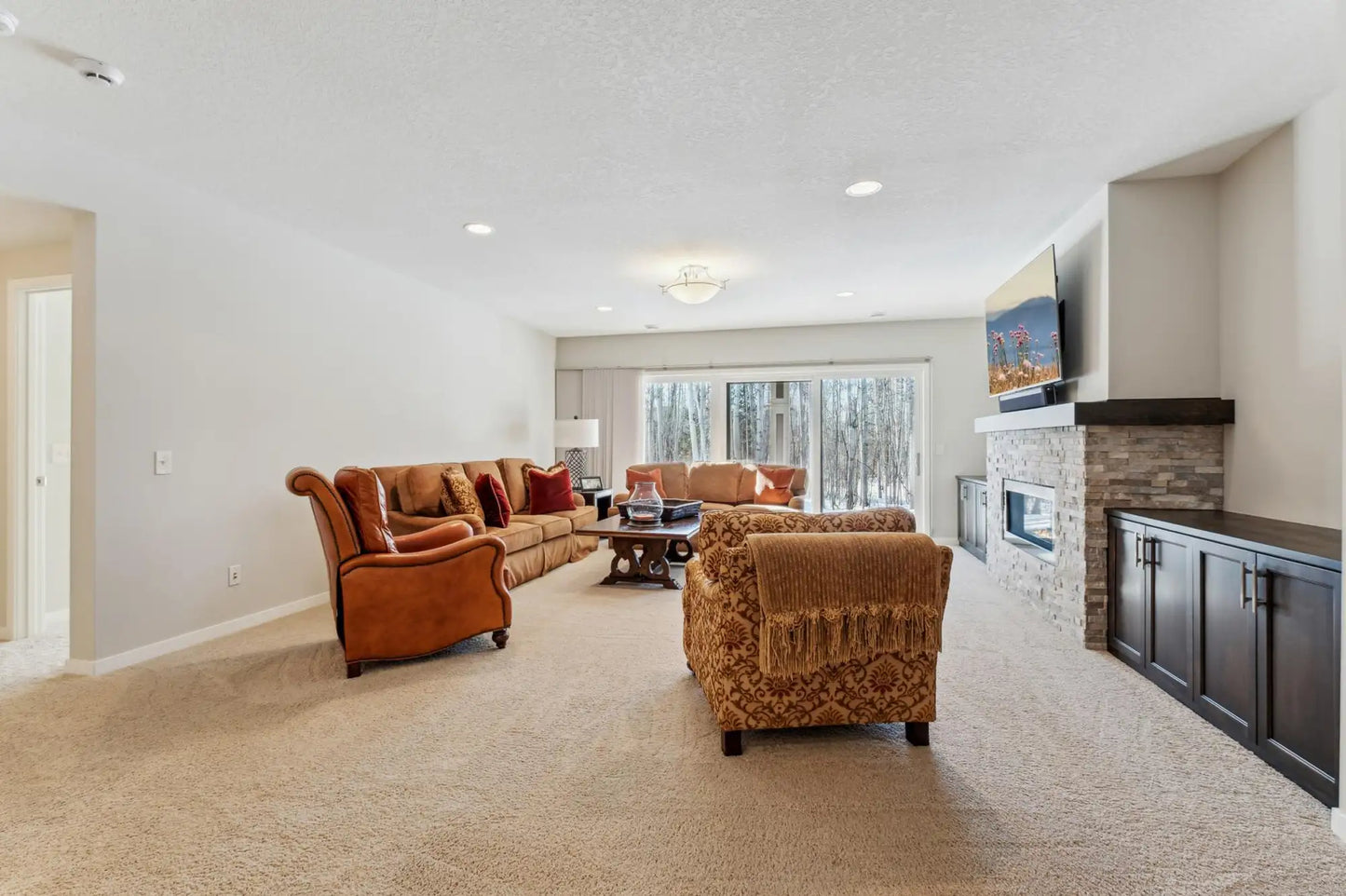 8690 Riley Curve, Chanhassen, MN 55317