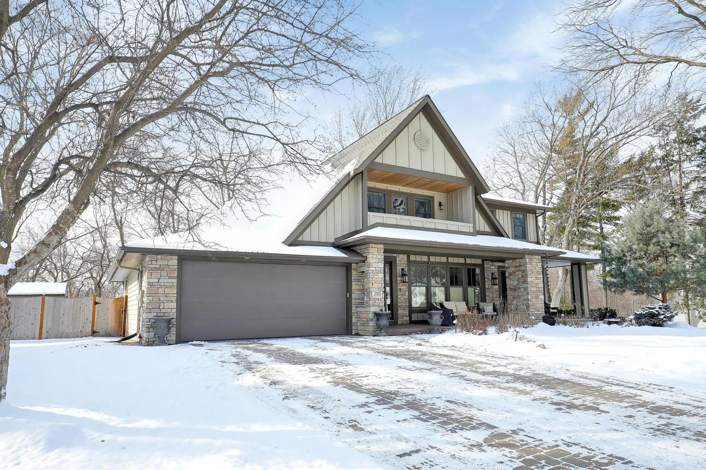 280 Ridgeview Drive, Wayzata, MN 55391