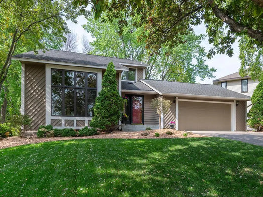 5705 Quinwood Lane, Plymouth, MN 55442