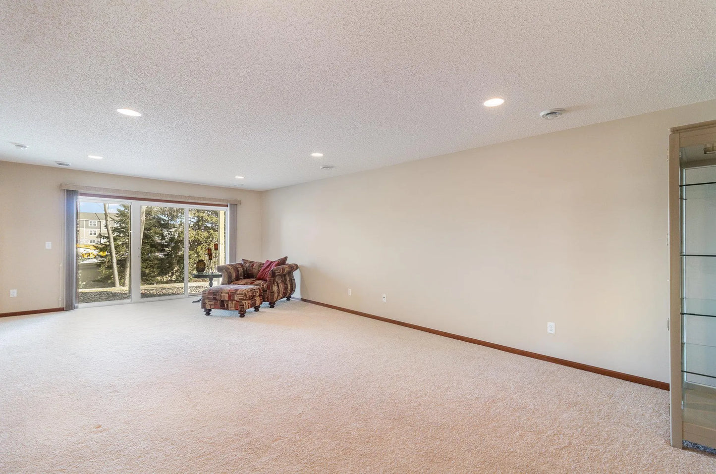 6843 Pine Arbor Court, Cottage Grove, MN 55016