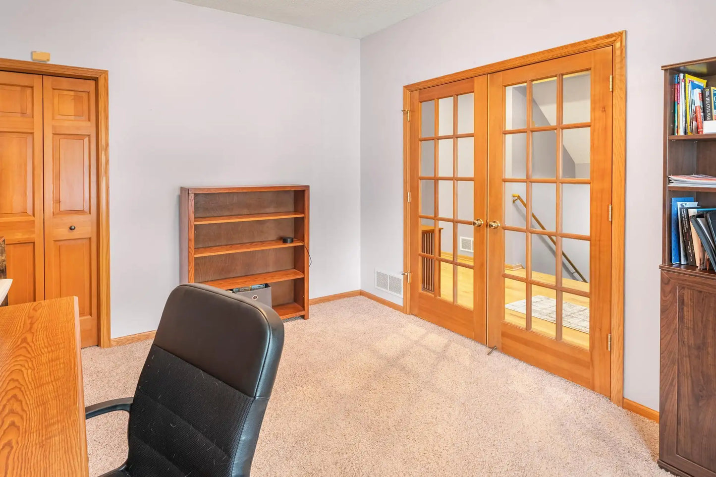 8664 Callahan Trail, Inver Grove Heights, MN 55076