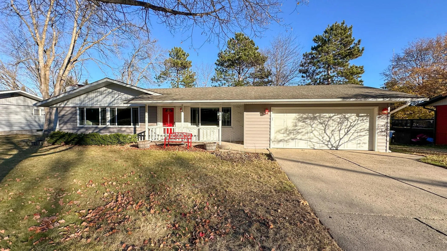 1620 Calvary Hill Lane, Saint Cloud, MN 56301