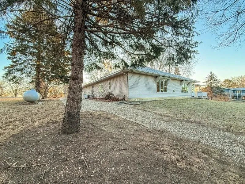 1267 76th Avenue, Sherburn, MN 56171