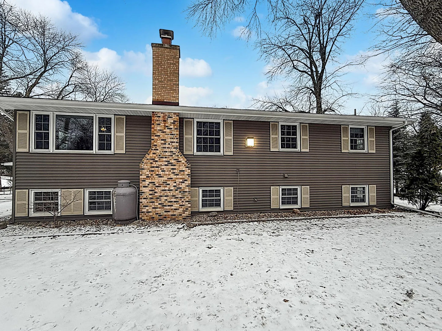 619 10th Street, Montevideo, MN 56265