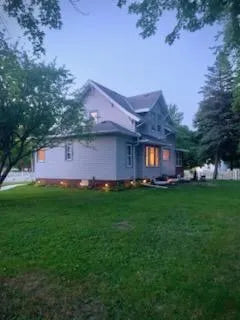 406 11th Street, Willmar, MN 56201