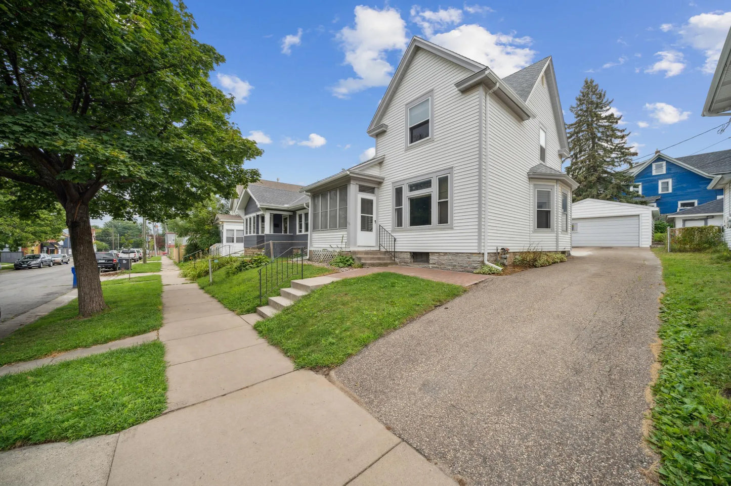 418 Baker Street, Saint Paul, MN 55107