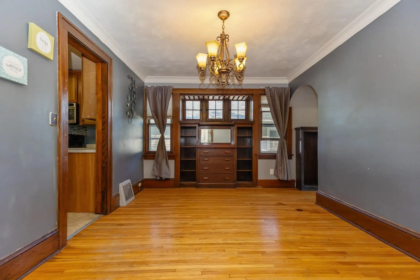 1821 Case Avenue, Saint Paul, MN 55119