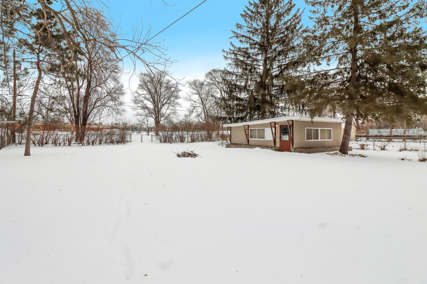 10895 Thrush Street, Coon Rapids, MN 55433