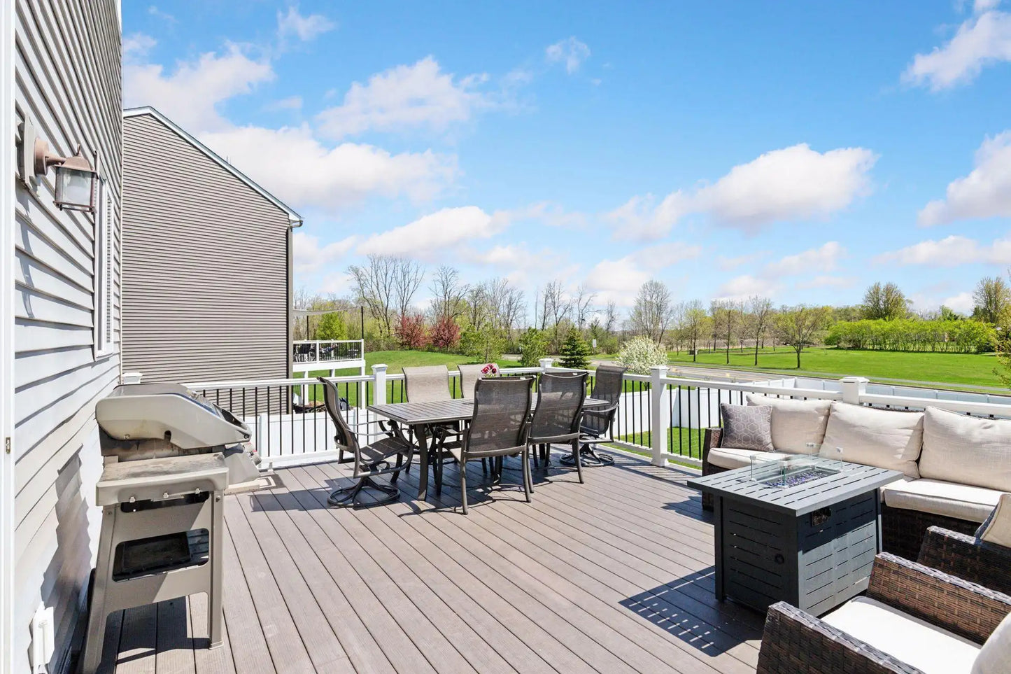 1225 Crosswinds Way, Waconia, MN 55387