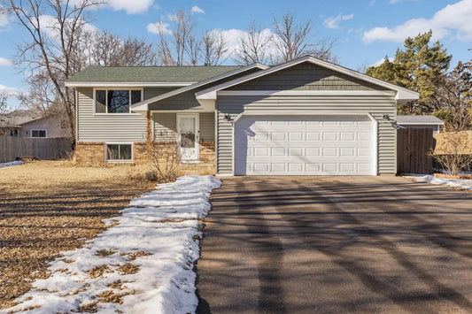 12012 Cree Street, Coon Rapids, MN 55433